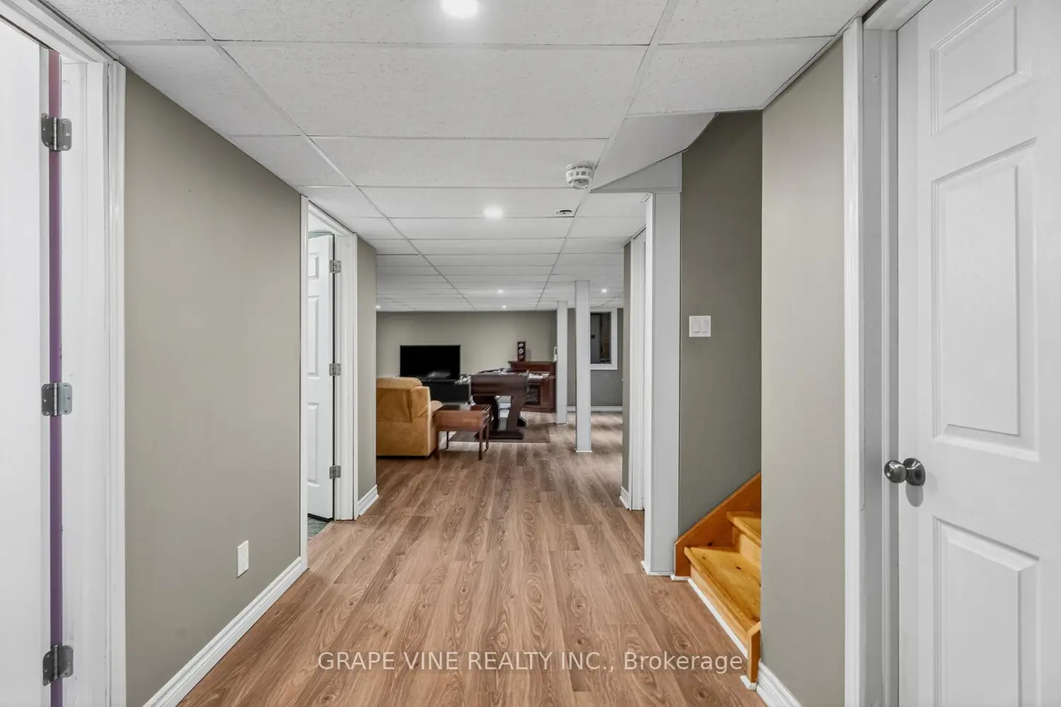 Additional image 17 of 18 Calco Crescent