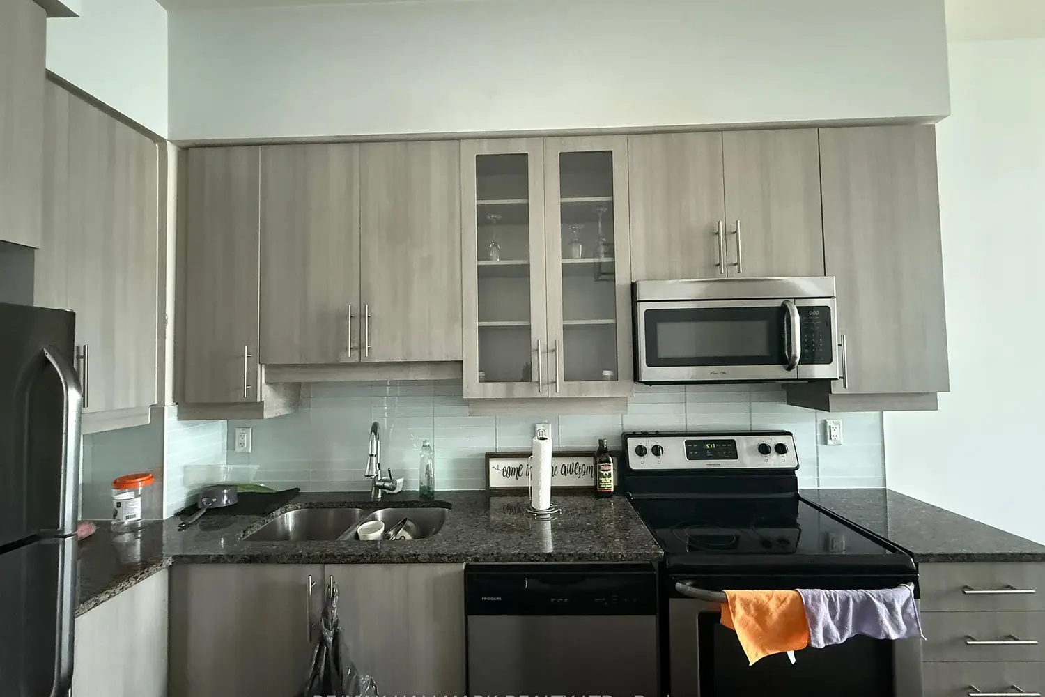 Additional image 6 of 1185 The Queensway Street 1211