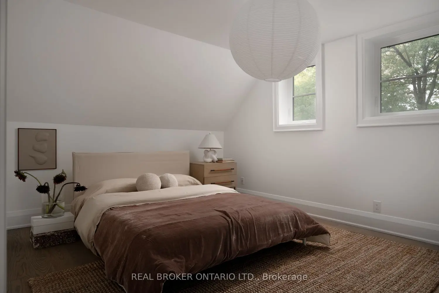 Additional image 13 of 20 Laskay Lane