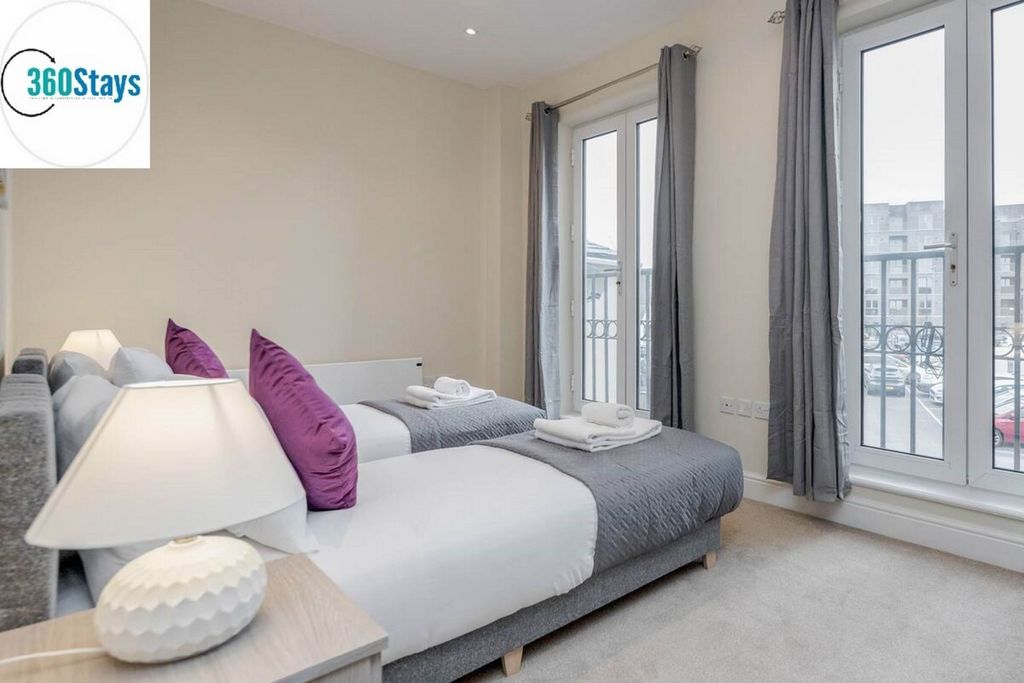 Additional image 11 of 2 bed flat to rentQueen Street, Maidenhead SL6