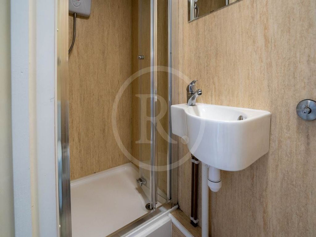 Additional image 27 of 6 bed semi-detached house to rentWestern Villa, Trefechan, Aberystwyth SY23