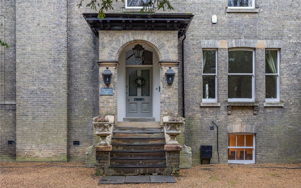 Additional image 2 of 8 bed detached house to rentBrooklands Avenue, Cambridge, Cambridgeshire CB2