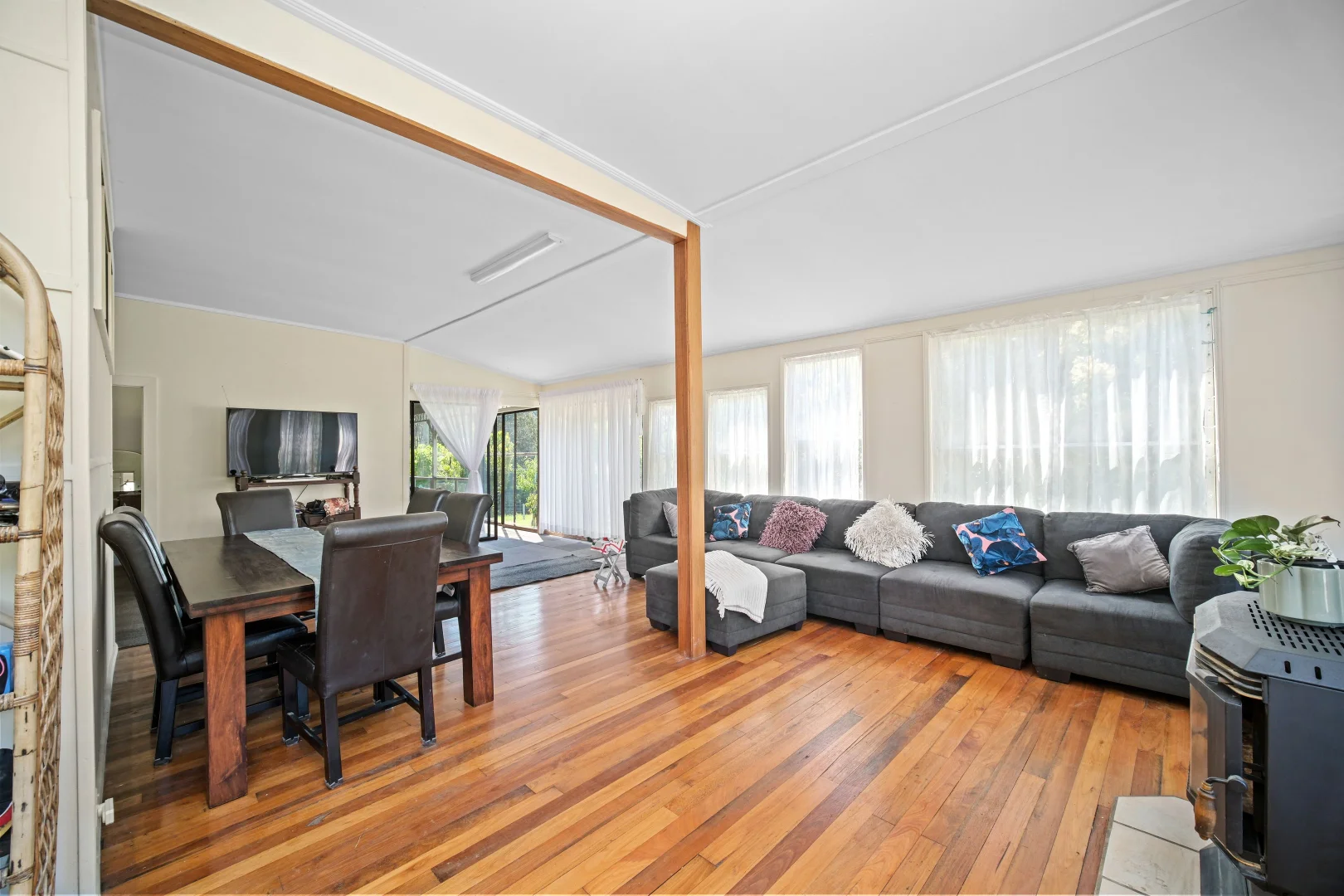 Additional image 5 of 1011 THE BUCKETTS WAY, Tugrabakh NSW 2422