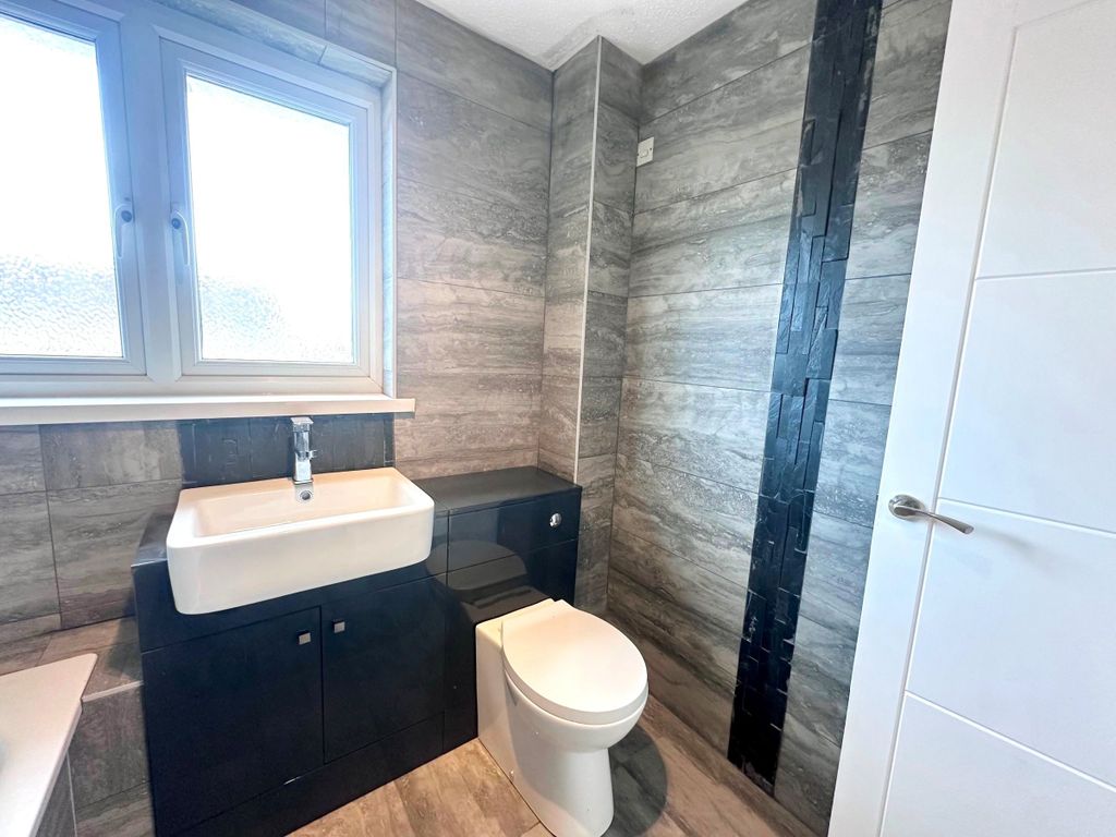 Additional image 12 of 1 bed terraced house to rentMurlande Way, Rhoose, Barry CF62
