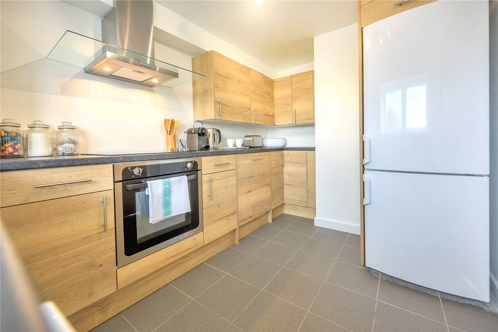 Additional image 6 of 2 bed flat to rentThe Haybridge, Haybridge Road, Telford TF1