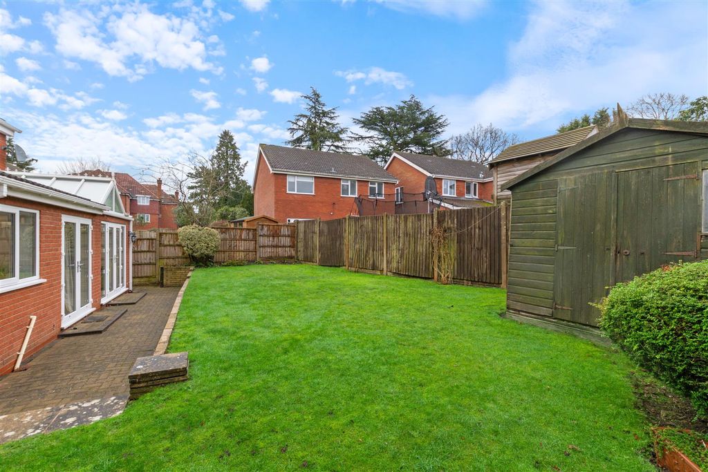 Additional image 37 of 5 bed detached house to rentWyvern Road, Sutton Coldfield B74
