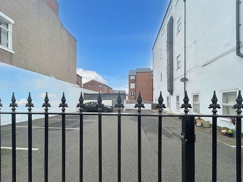 Additional image 19 of 4 bed flat to rentEsplanade, Whitley Bay NE26