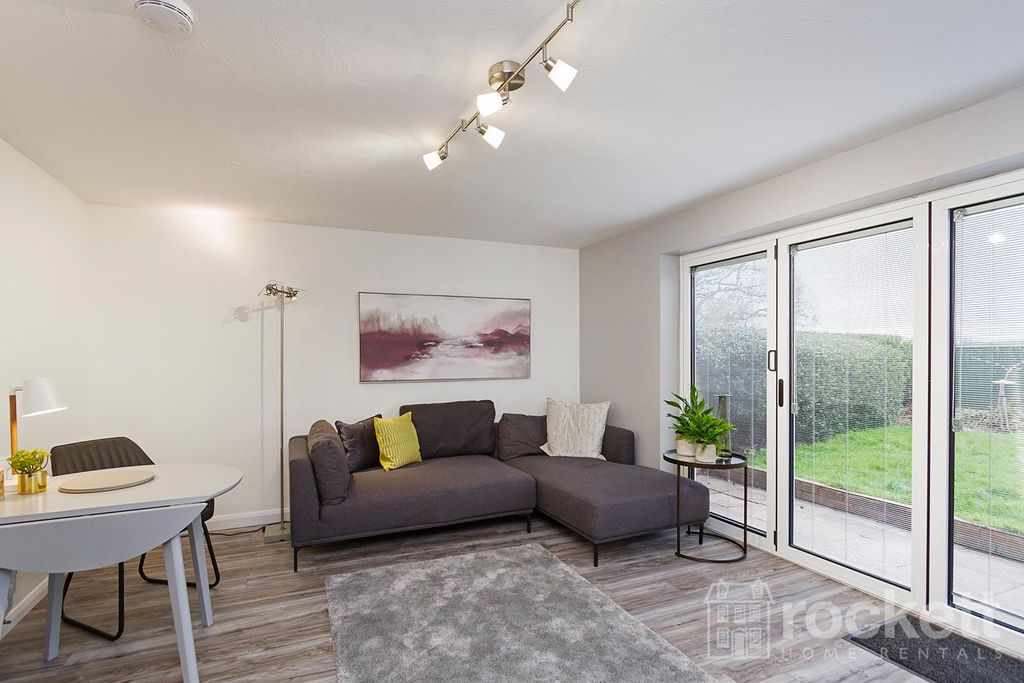 Additional image 4 of 2 bed flat to rentCastle View Estate, Derrington, Stafford ST18