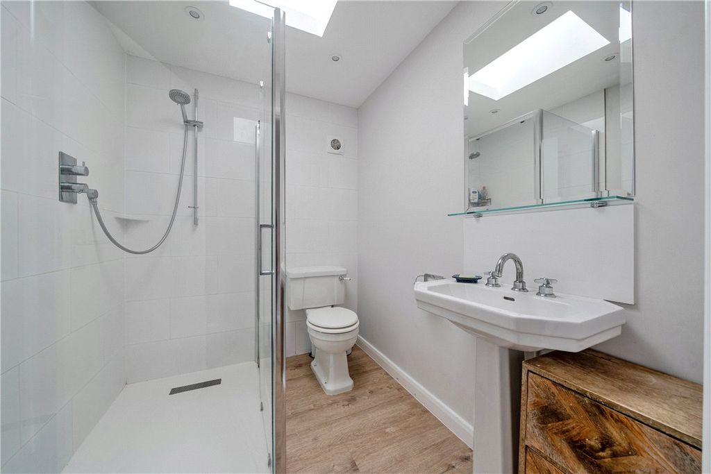 Additional image 12 of 3 bed bungalow to rentCombe, Hungerford, Berkshire RG17