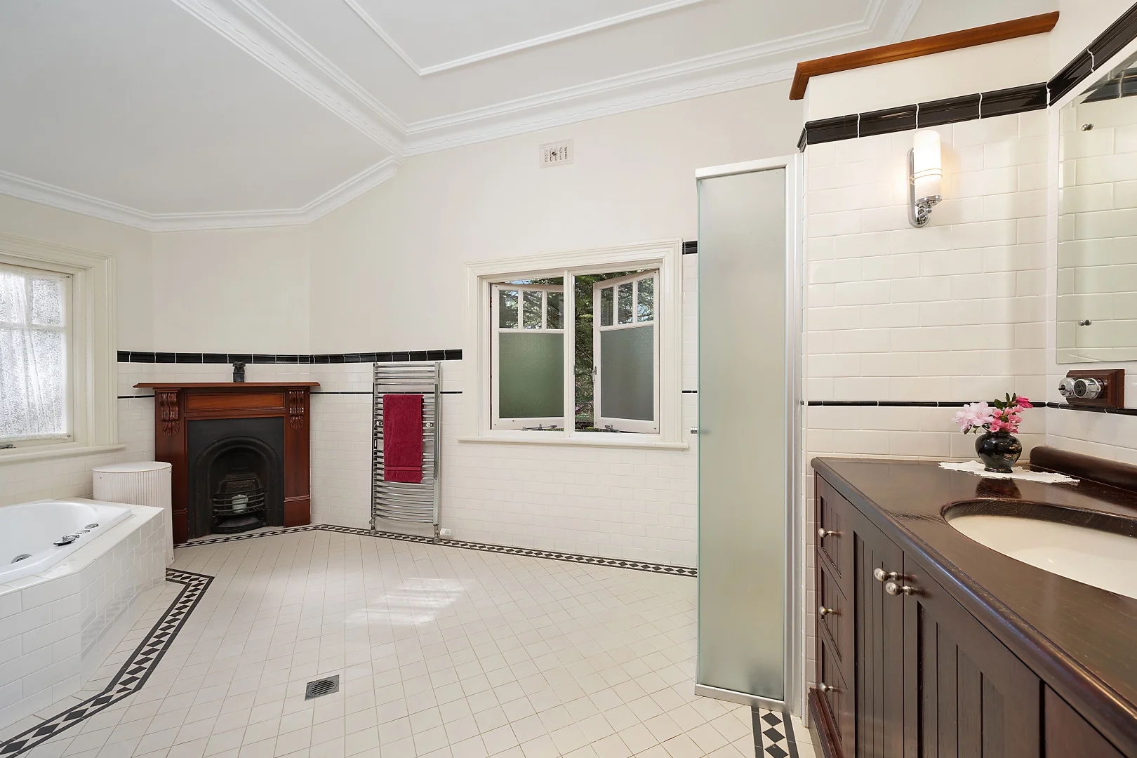 Additional image 20 of 178-186 Falls Road, Wentworth Falls NSW 2782