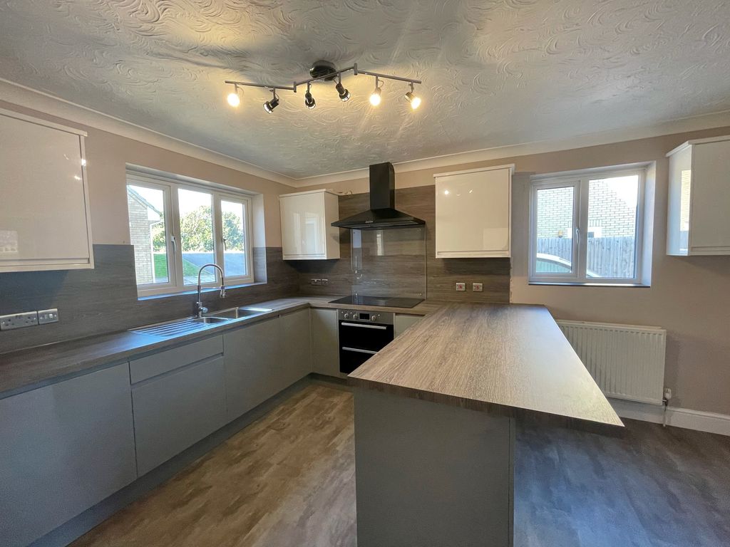 Additional image 6 of 5 bed detached house to rentKitchener Close, Lakenheath, Brandon IP27