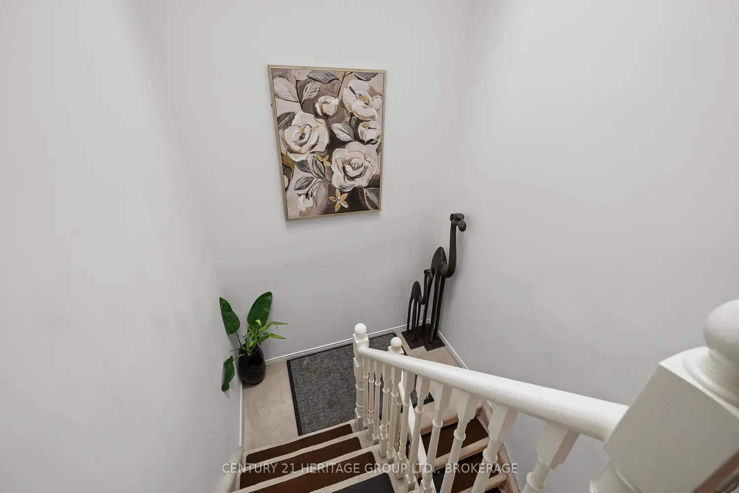 Additional image 14 of 1098 King Street 29