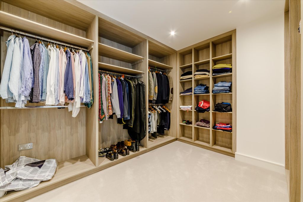 Additional image 15 of 5 bed detached house to rentLondon Road, Ascot, Berkshire SL5