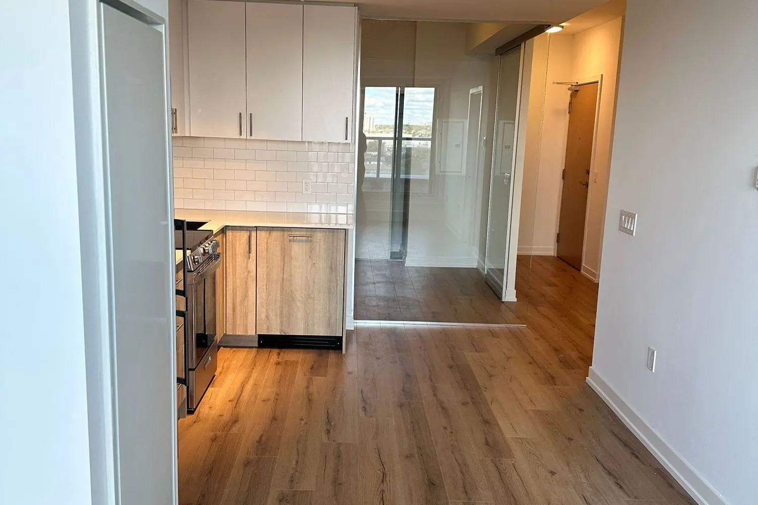 Additional image 8 of 1195 The Queens Way 903