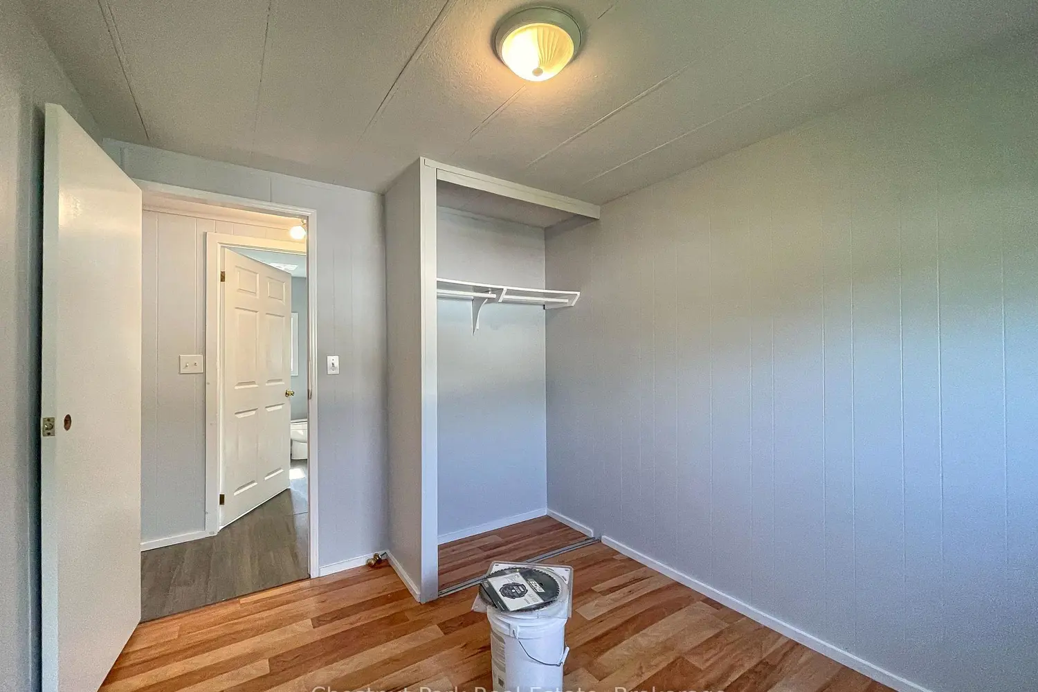 Additional image 9 of 383 Thompson Street