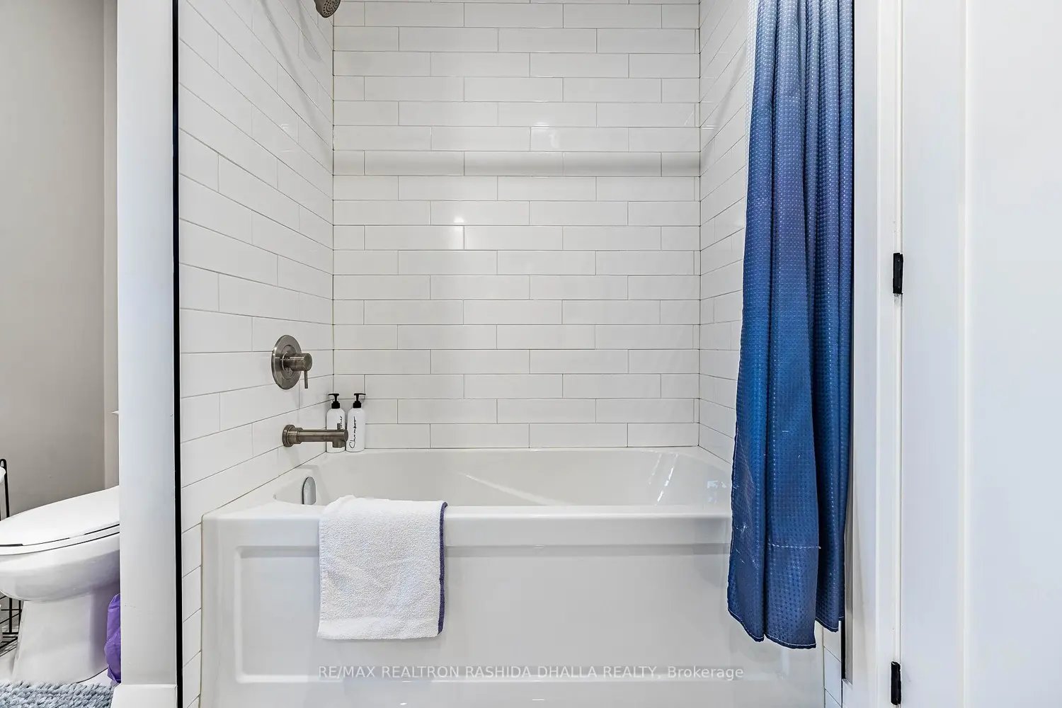 Additional image 13 of 773 Adelaide Avenue