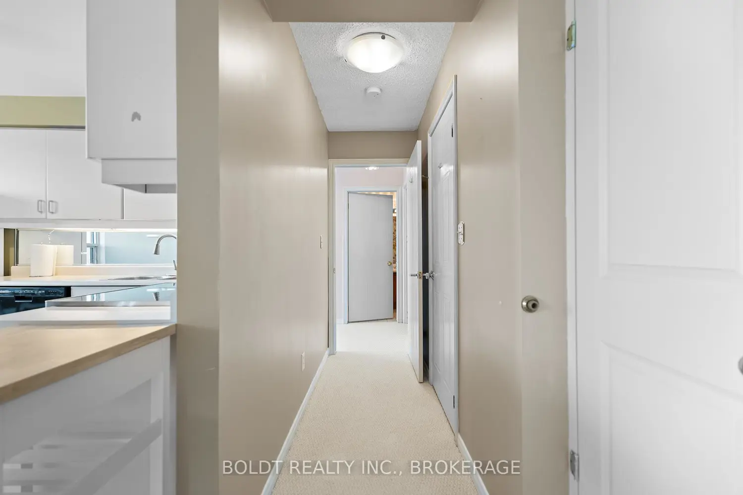 Additional image 11 of 3 Towering Heights Boulevard 501