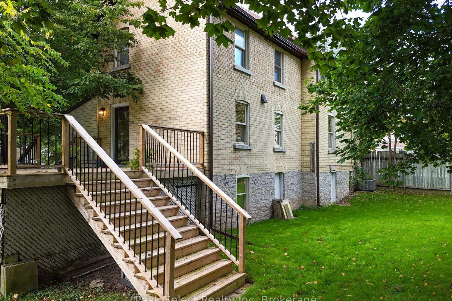 Additional image 12 of 382 Queen Street