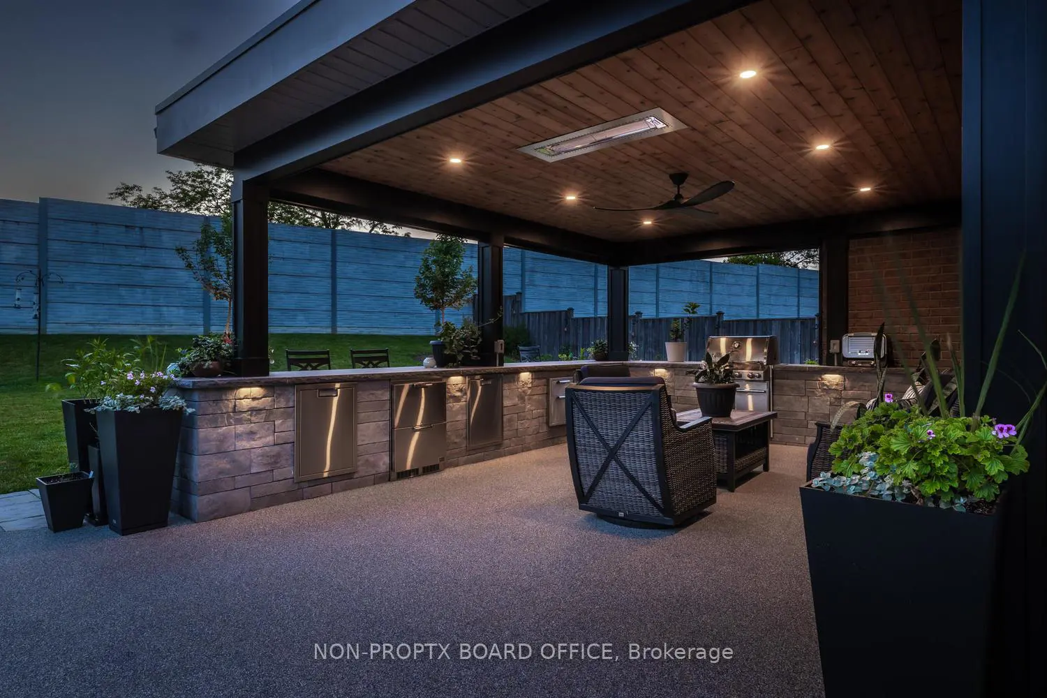 Additional image 13 of 19 Dyment Court