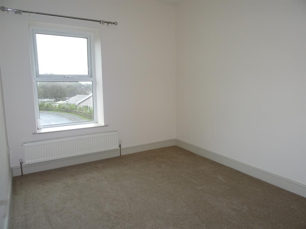 Additional image 6 of 3 bed semi-detached house to rentHigh Street, Heol-Y-Cyw, Bridgend CF35