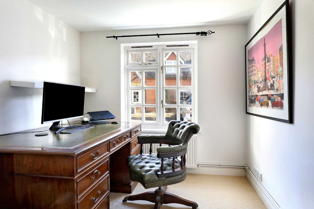 Additional image 5 of 2 bed country house to rentHammersley Lane, Penn, Buckinghamshire HP10