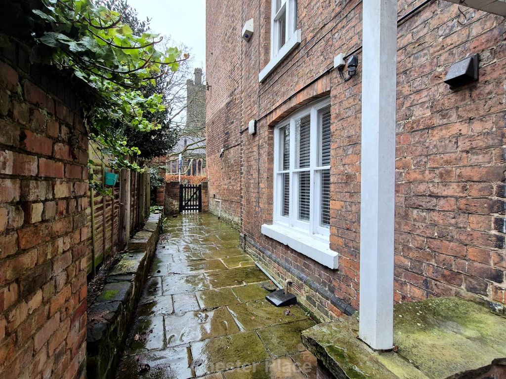 Additional image 21 of 5 bed end terrace house to rentAbbey Street, Chester CH1