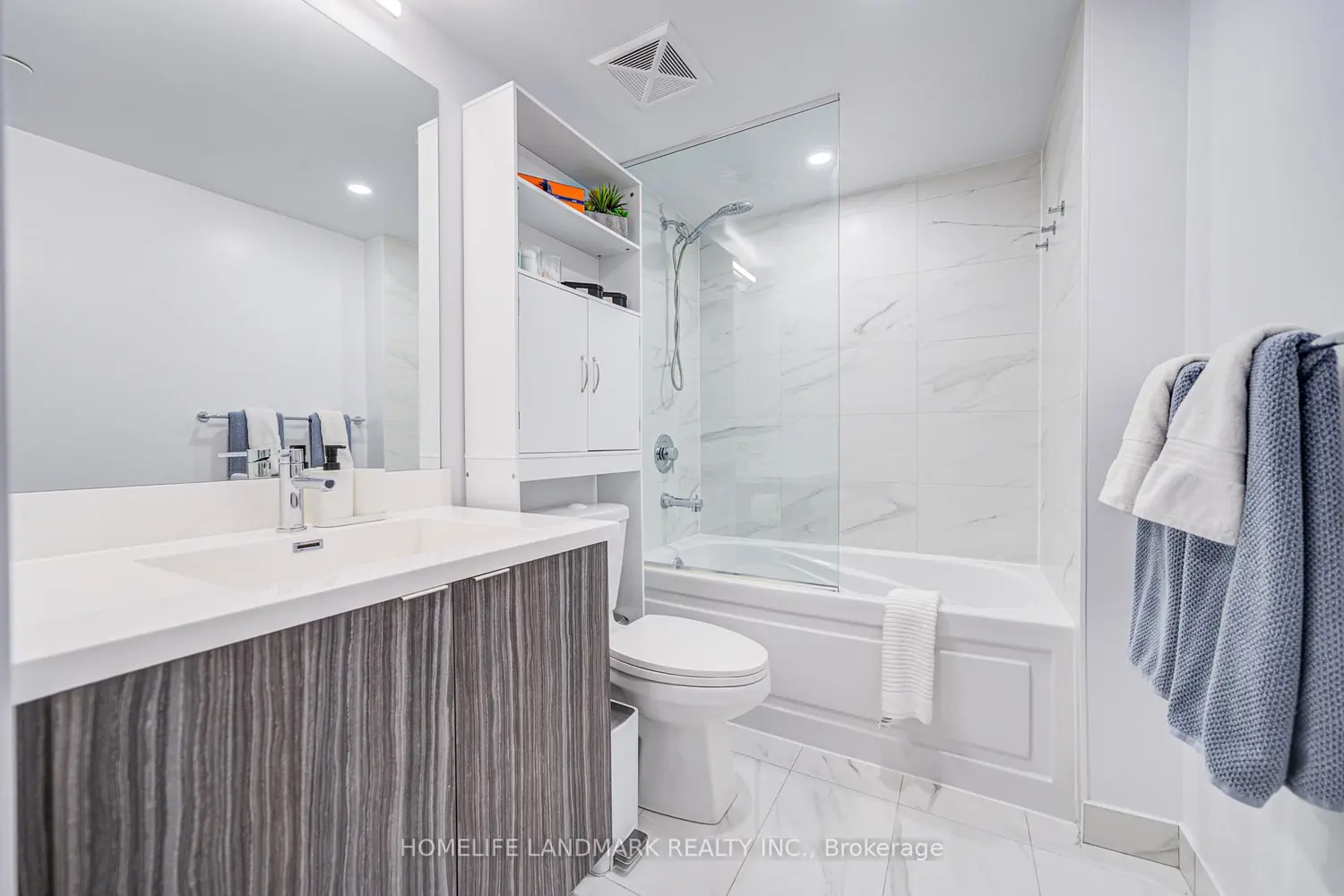 Additional image 12 of 219 Dundas Street 609