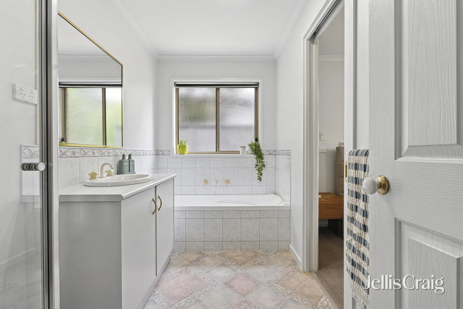 Additional image 5 of 1/59 Moscript Street, Campbells Creek VIC 3451