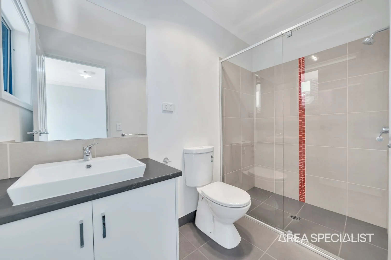 Additional image 9 of 2/33 Camellia Crescent, Norlane VIC 3214