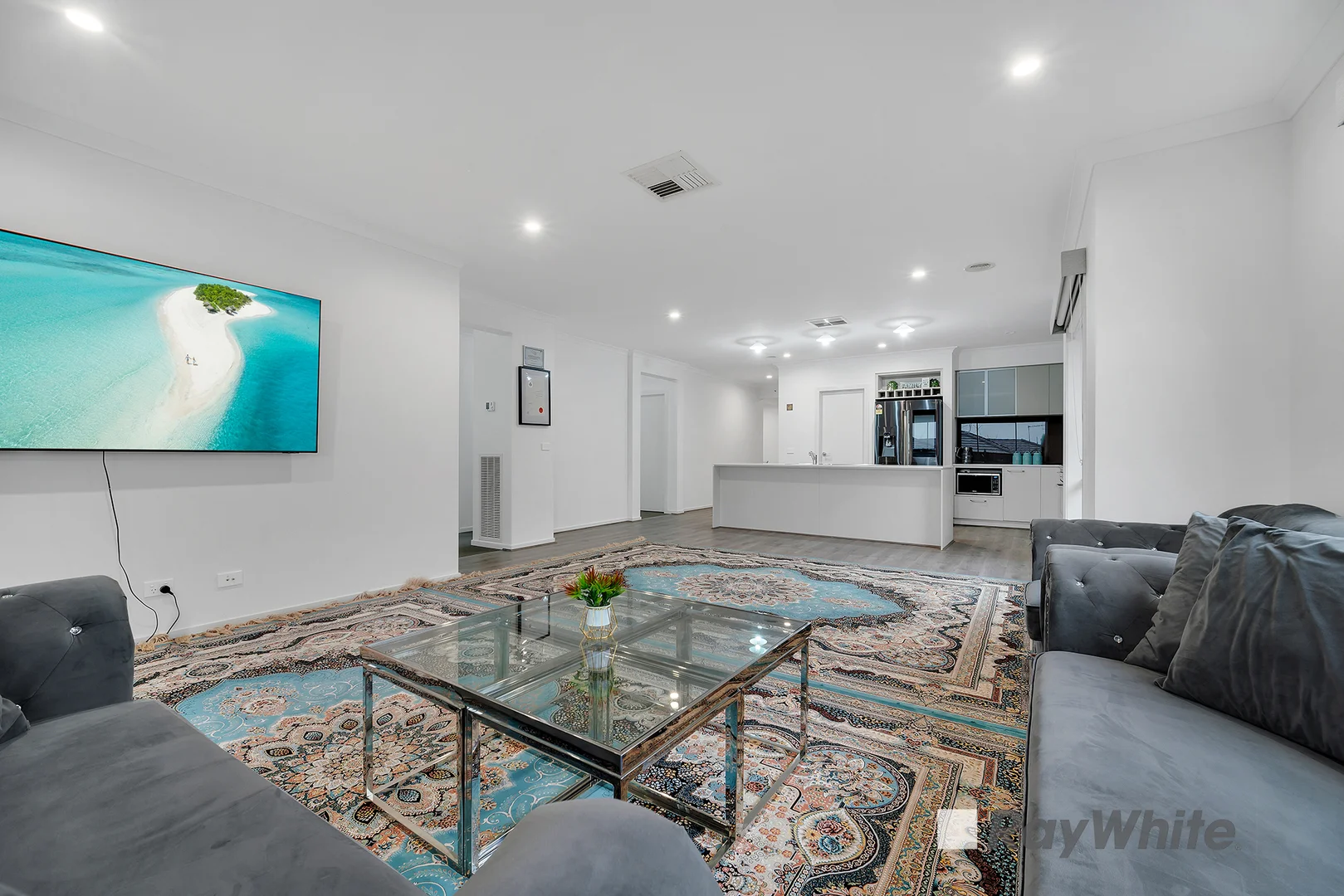 Additional image 8 of 91 Yeungroon Boulevard, Clyde North VIC 3978