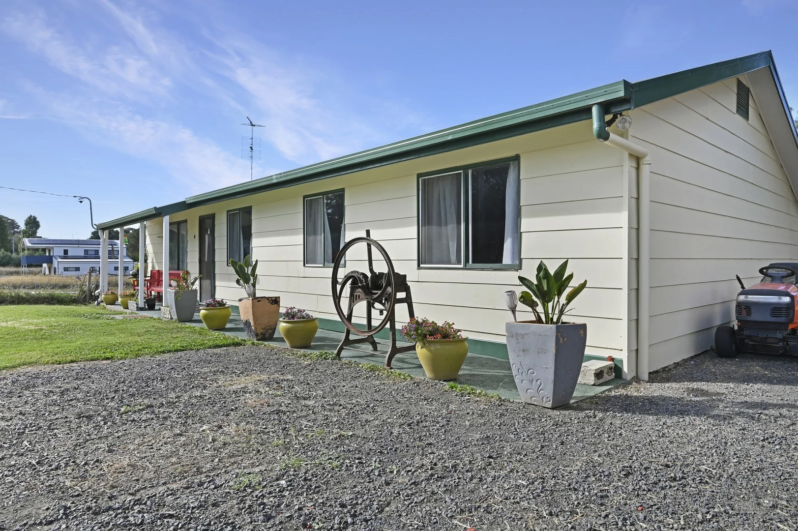 4 Robson Road, Mount David NSW 2795