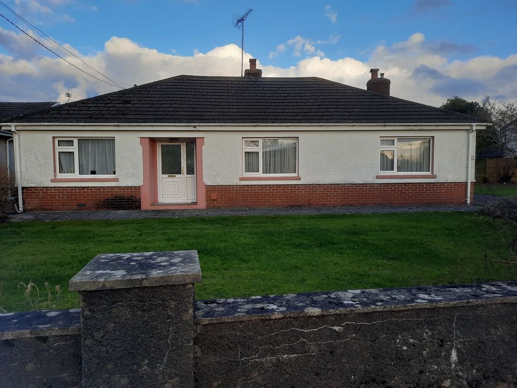 3 bed bungalow to rentCilycwm Road, Llandovery, Carmarthenshire. SA20