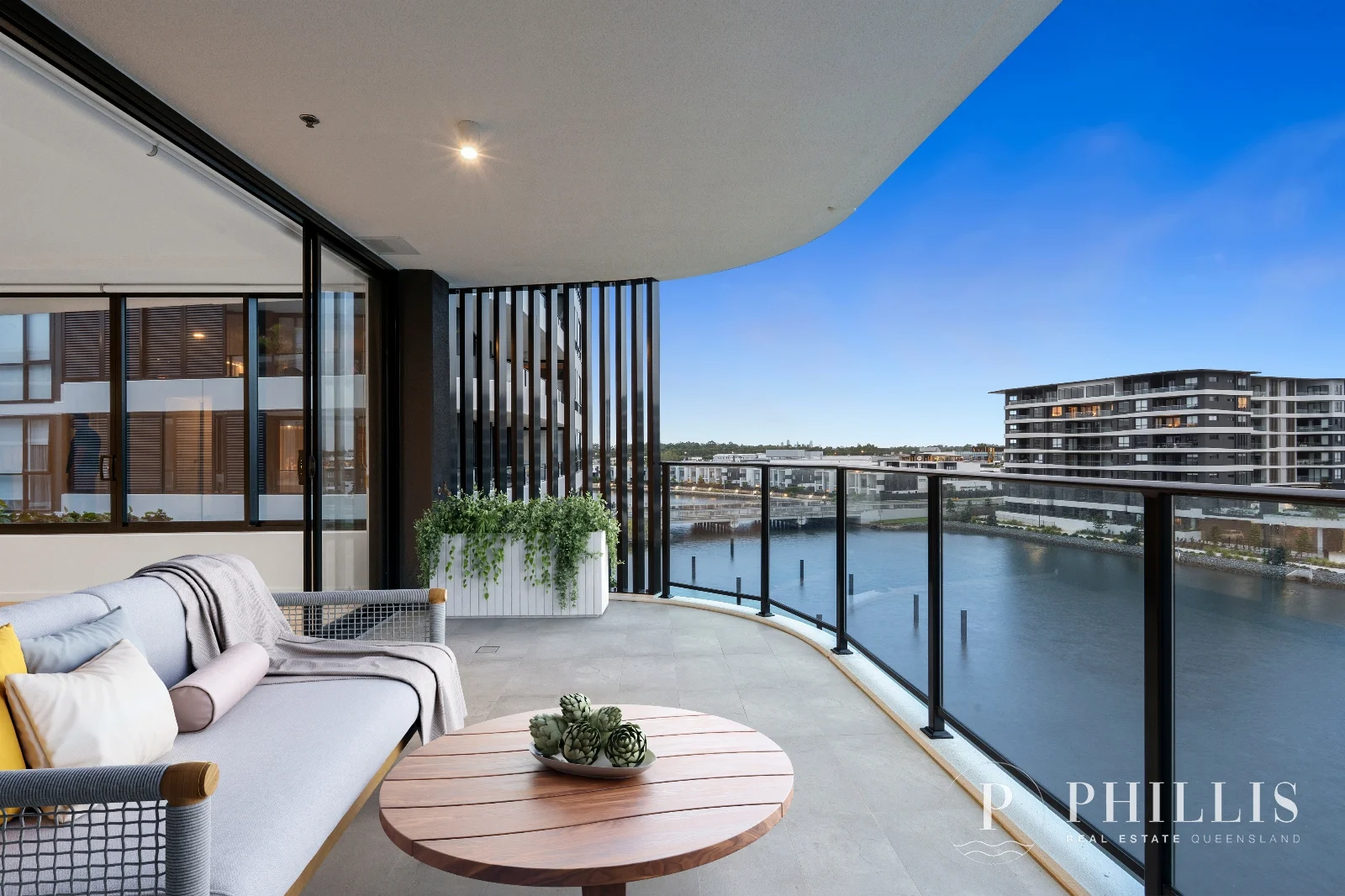 Additional image 2 of 1505/10 Sickle Avenue, Hope Island QLD 4212