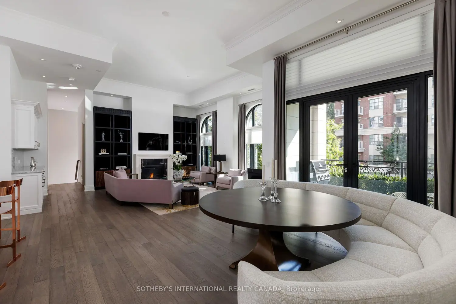 Additional image 2 of 4 The Kingsway Th 2