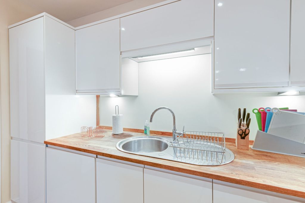 Additional image 28 of 3 bed flat to rentQueen Street, Maidenhead SL6