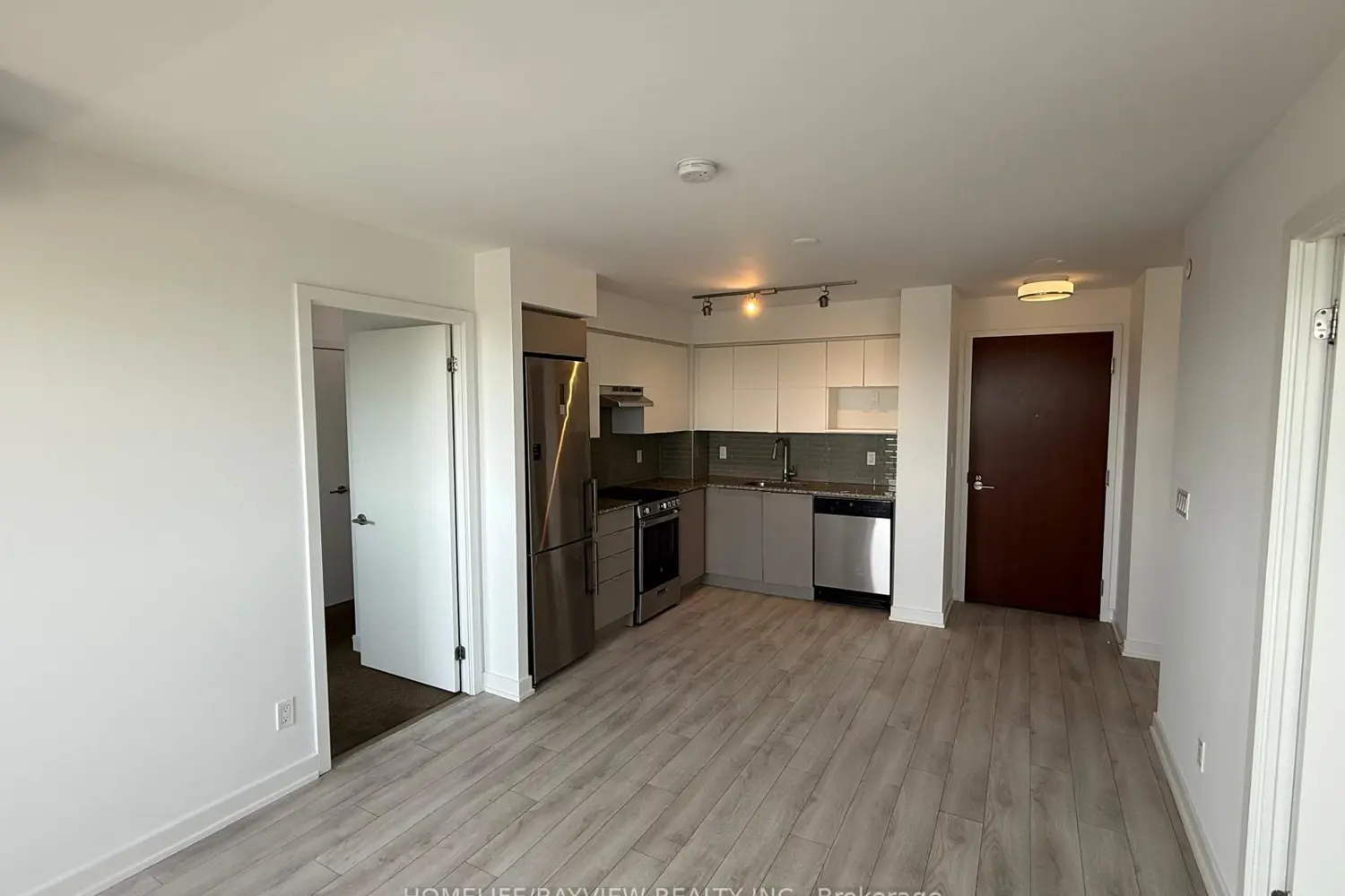 Additional image 8 of 120 Varna Drive 1212