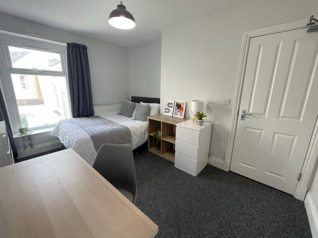 5 bed shared accommodation to rentArgyle Street, Swansea SA1 photo 4