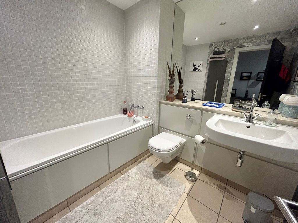 Additional image 13 of 2 bed flat to rentWeaver Street, Chester CH1