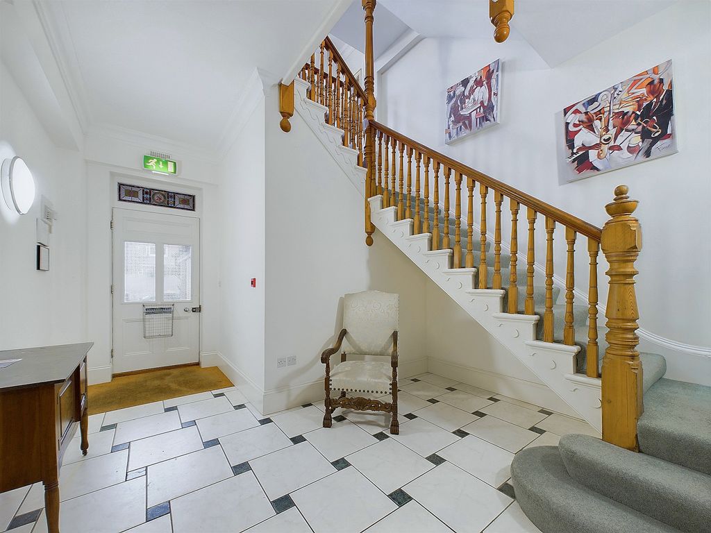 Additional image 15 of 3 bed penthouse to rentWest Parade, Worthing BN11