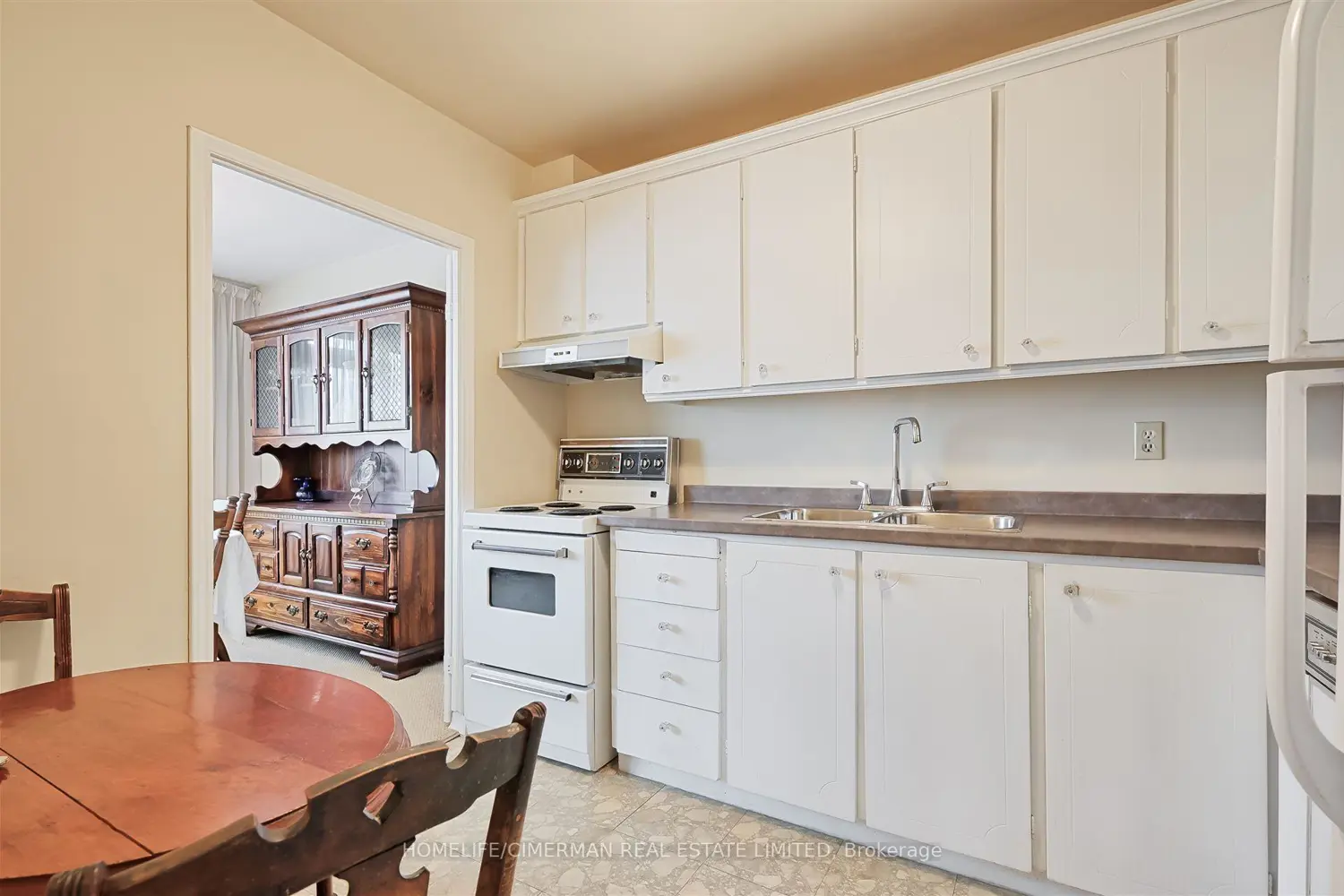 Additional image 8 of 346 The West Mall 309