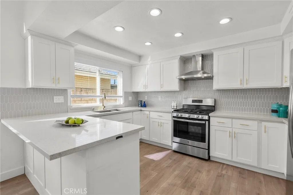 Additional image 13 of 9549 Gladbeck Ave, Northridge, CA 91324