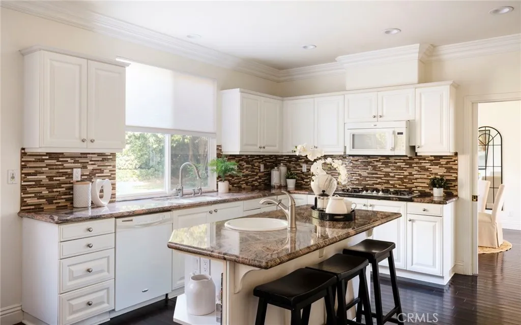 Additional image 10 of 24589 Lola Ln, Newhall, CA 91321