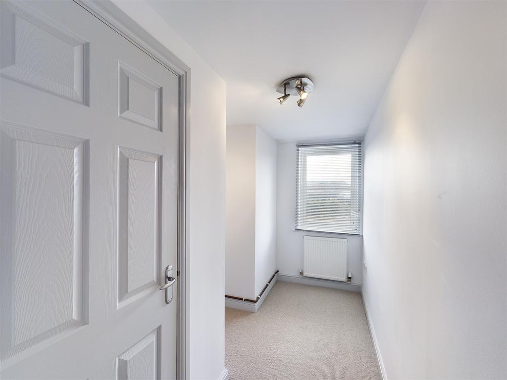 Additional image 11 of 3 bed flat to rentPentire Crescent, Newquay TR7