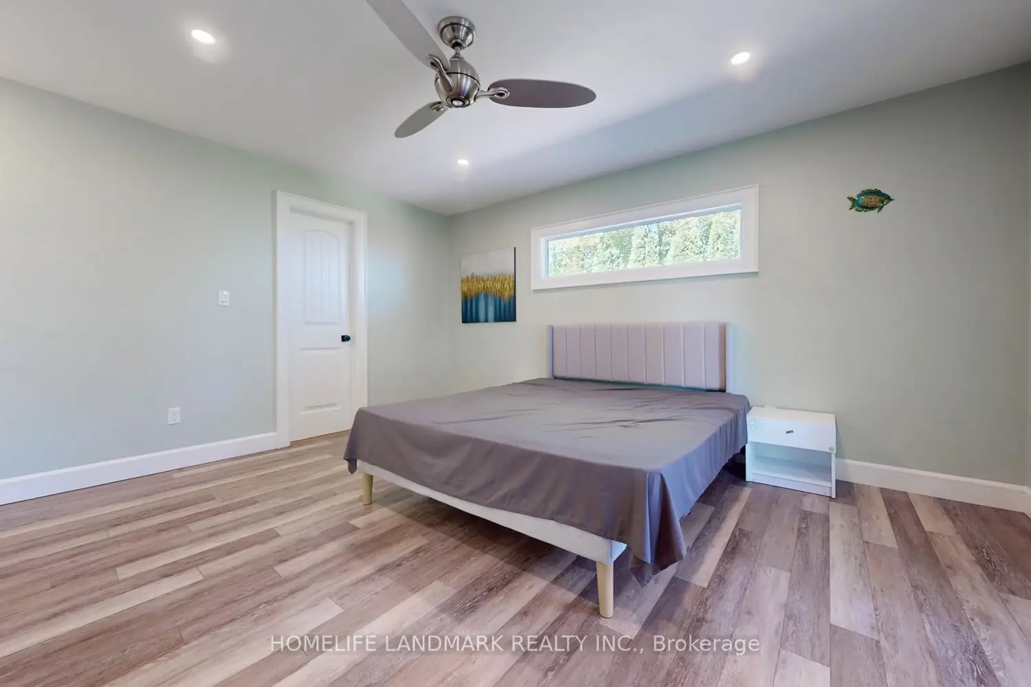 Additional image 9 of 208 Lakeshore Drive