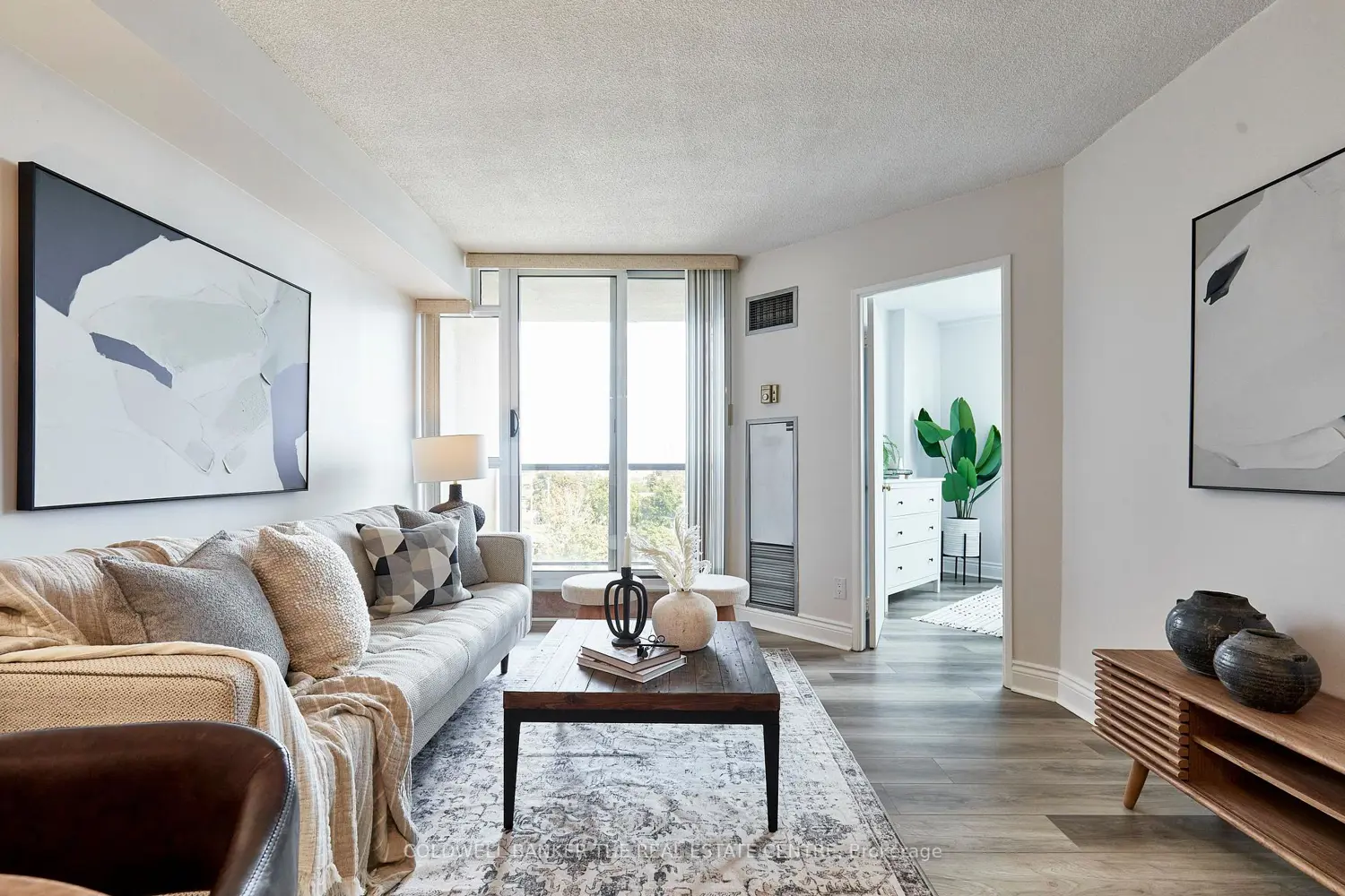 Additional image 7 of 2 Westney Road 401