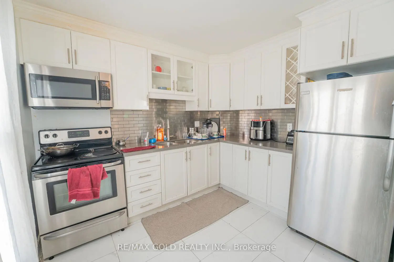 Additional image 6 of 900 Central Park Drive 107