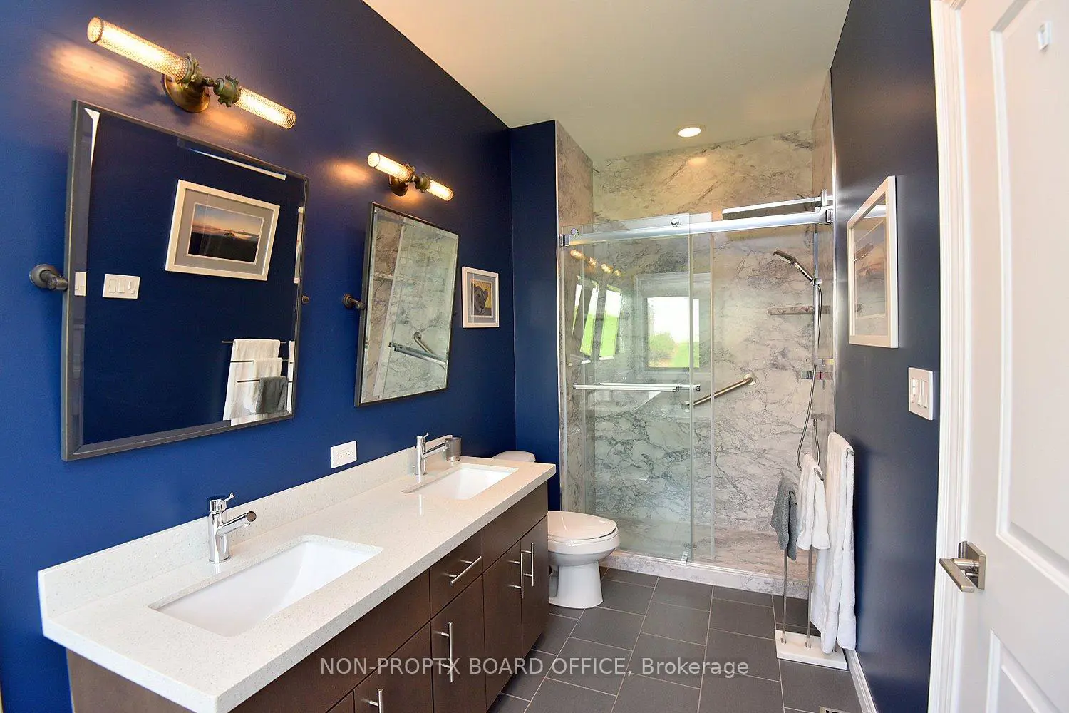 Additional image 9 of 19 Dyment Court