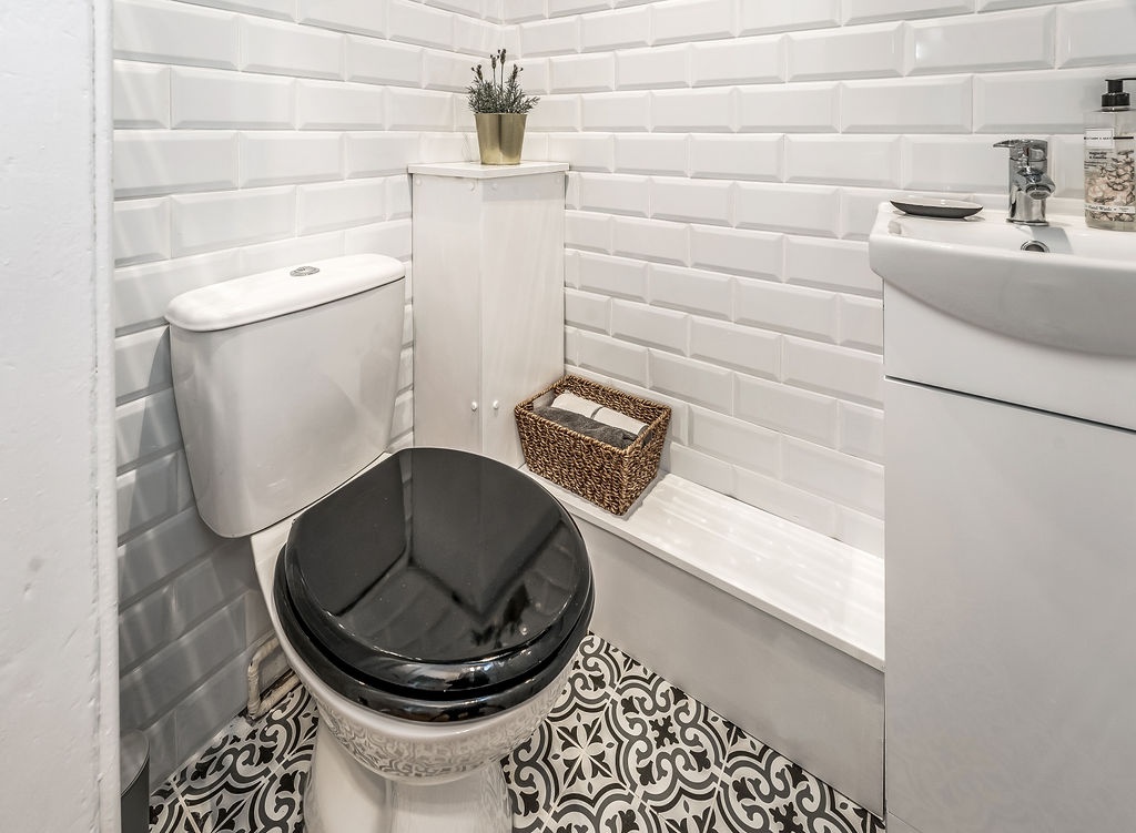 Additional image 15 of 2 Bed Flat, Piersfield Grove, EH8, N1 7GU