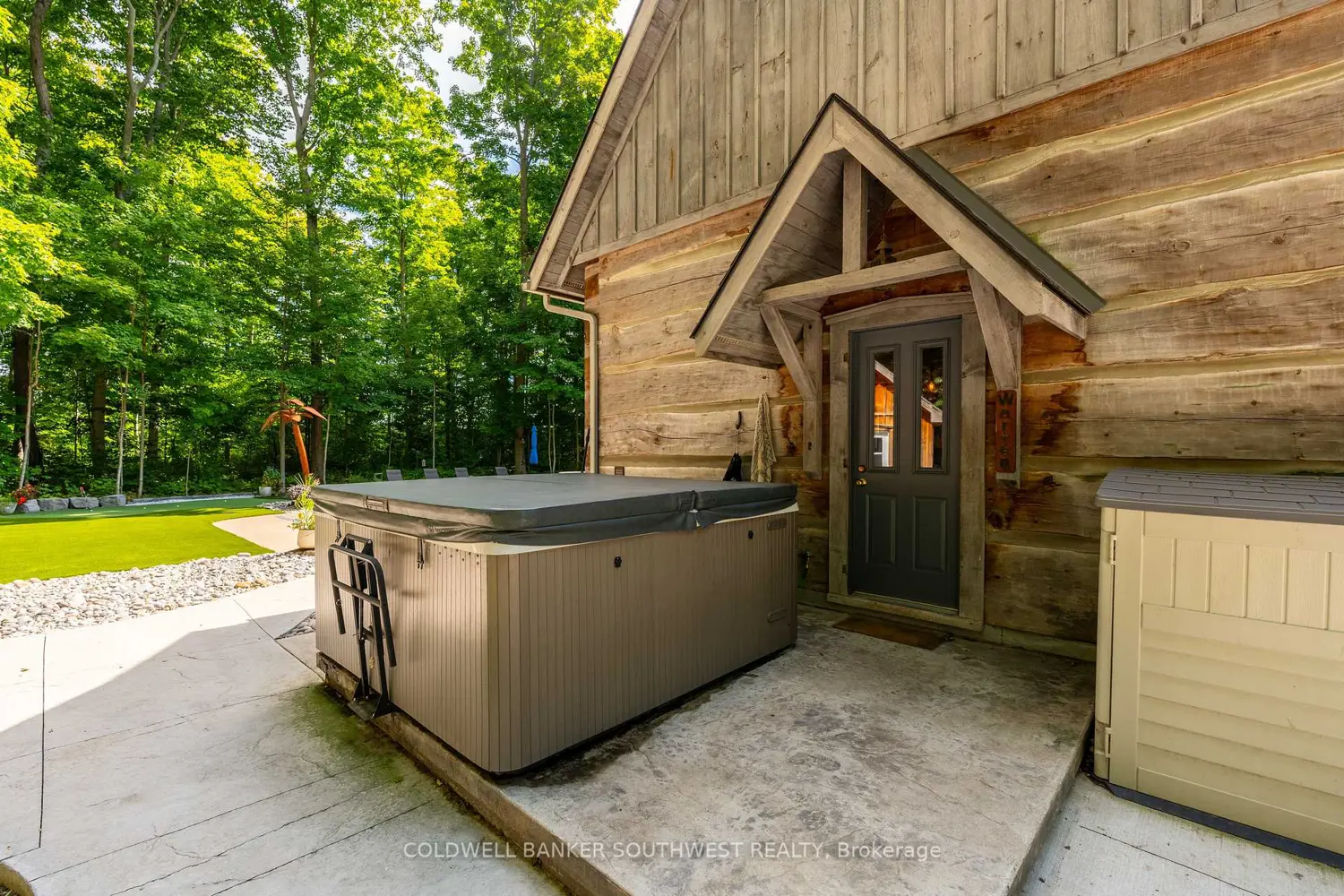 Additional image 17 of 5252 Egremont Road