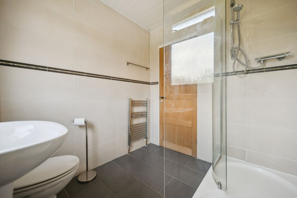 Additional image 11 of 2 bed flat to rentCedar Avenue, Mountblow, Clydebank G81